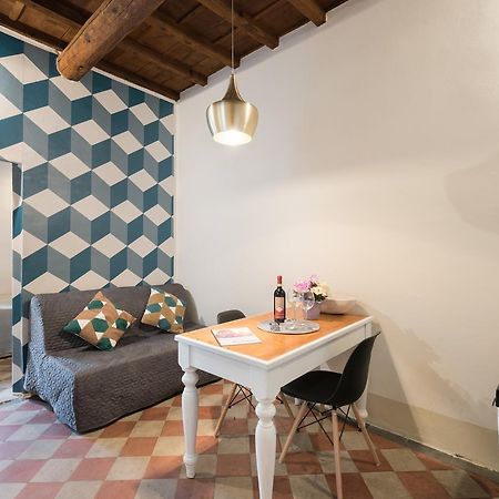 F6 - Santa Croce One Bedroom Flat For 2 Or 3 Guests Firenze Bagian luar foto